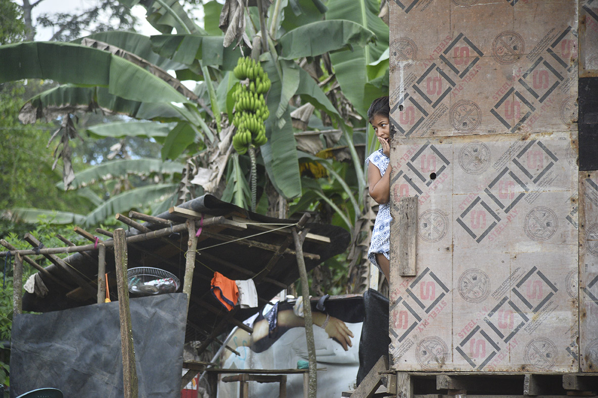 Los días se hacen largos para quienes deben esperanzarse a las ganancias que se sacan de los materiales reciclados del vertedero en Kuna Nega. Román Dibulet